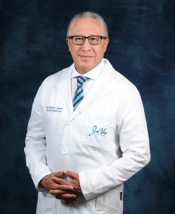 Dr. Hernán Lupera